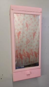 Шкаф зеркальный LIDER пластик розовый
